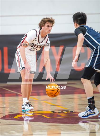 Thumbnail 2 in JSerra Catholic vs. Eastside Catholic (Torrey Pines Holiday Classic) photogallery.