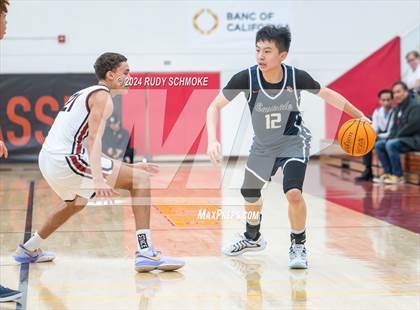 Thumbnail 3 in JSerra Catholic vs. Eastside Catholic (Torrey Pines Holiday Classic) photogallery.