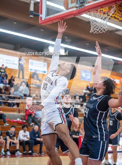 Thumbnail 1 in JSerra Catholic vs. Eastside Catholic (Torrey Pines Holiday Classic) photogallery.