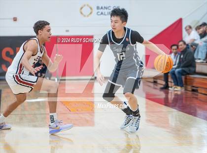 Thumbnail 1 in JSerra Catholic vs. Eastside Catholic (Torrey Pines Holiday Classic) photogallery.