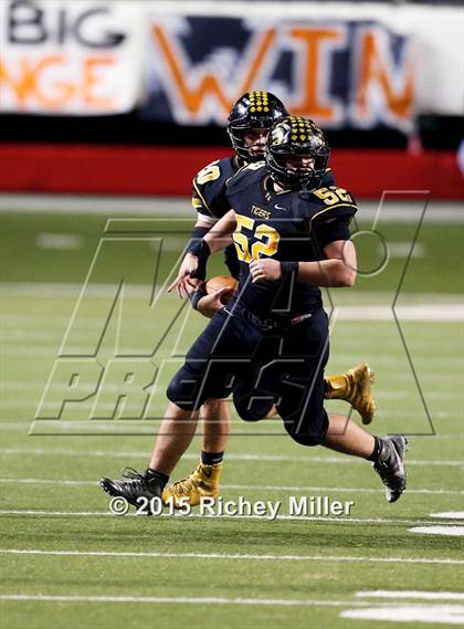 Thumbnail 2 in Prairie Grove vs. Nashville (AAA 4A Final) photogallery.