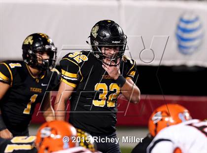Thumbnail 2 in Prairie Grove vs. Nashville (AAA 4A Final) photogallery.