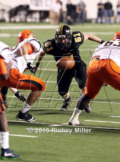 Thumbnail 2 in Prairie Grove vs. Nashville (AAA 4A Final) photogallery.