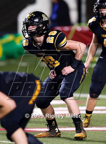 Thumbnail 3 in Prairie Grove vs. Nashville (AAA 4A Final) photogallery.