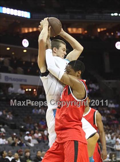 Thumbnail 2 in 2011 Jordan Brand Classic (Regional Game)  photogallery.