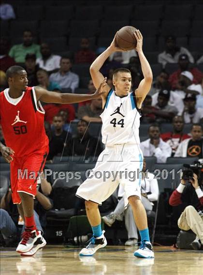 Thumbnail 1 in 2011 Jordan Brand Classic (Regional Game)  photogallery.