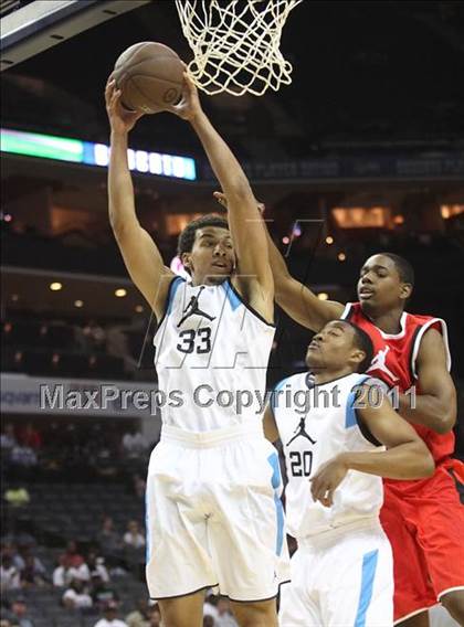 Thumbnail 3 in 2011 Jordan Brand Classic (Regional Game)  photogallery.