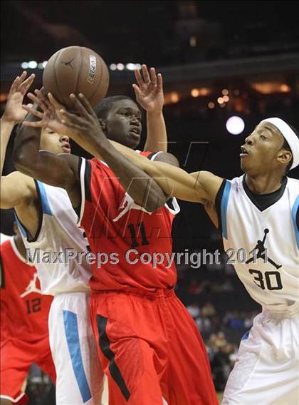 Thumbnail 3 in 2011 Jordan Brand Classic (Regional Game)  photogallery.