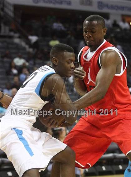 Thumbnail 3 in 2011 Jordan Brand Classic (Regional Game)  photogallery.