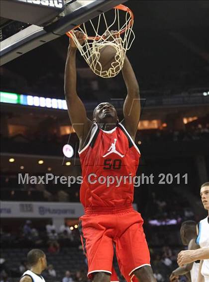 Thumbnail 3 in 2011 Jordan Brand Classic (Regional Game)  photogallery.