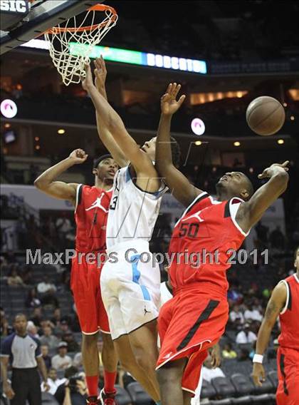 Thumbnail 1 in 2011 Jordan Brand Classic (Regional Game)  photogallery.