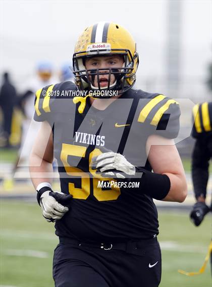 Thumbnail 2 in Simeon vs St. Laurence (Chicago Prep Bowl) photogallery.