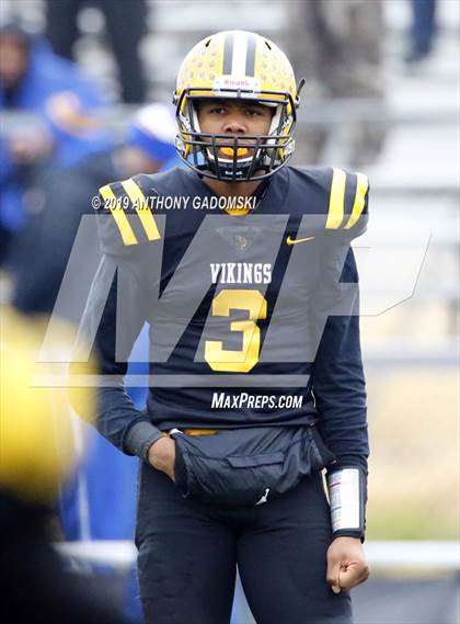 Thumbnail 1 in Simeon vs St. Laurence (Chicago Prep Bowl) photogallery.