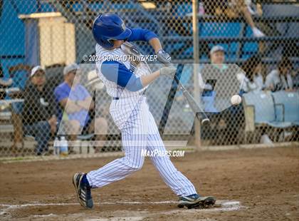 Thumbnail 3 in Muir @ Burbank photogallery.
