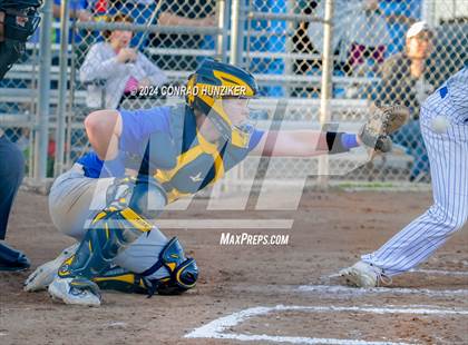 Thumbnail 2 in Muir @ Burbank photogallery.