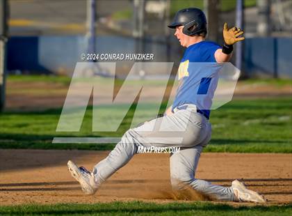 Thumbnail 1 in Muir @ Burbank photogallery.