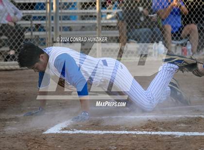 Thumbnail 3 in Muir @ Burbank photogallery.
