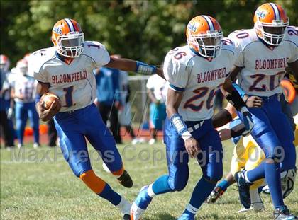 Thumbnail 3 in Bloomfield @ RHAM/Lyman Memorial photogallery.
