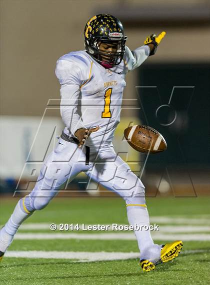Thumbnail 3 in East Central vs. Stevens 6A Bi-District photogallery.