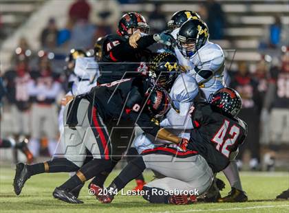Thumbnail 1 in East Central vs. Stevens 6A Bi-District photogallery.