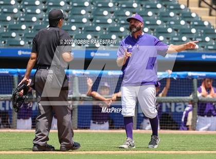 Thumbnail 2 in D'Hanis vs. Abbott (UIL 1A Baseball Semifinal) photogallery.