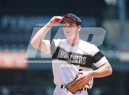 Thumbnail 2 in D'Hanis vs. Abbott (UIL 1A Baseball Semifinal) photogallery.