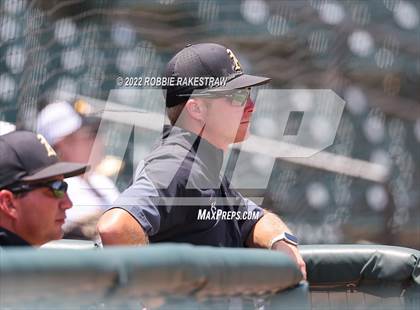 Thumbnail 2 in D'Hanis vs. Abbott (UIL 1A Baseball Semifinal) photogallery.