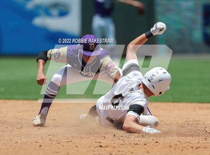 Thumbnail 2 in D'Hanis vs. Abbott (UIL 1A Baseball Semifinal) photogallery.