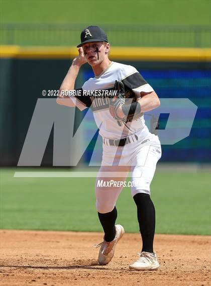 Thumbnail 3 in D'Hanis vs. Abbott (UIL 1A Baseball Semifinal) photogallery.