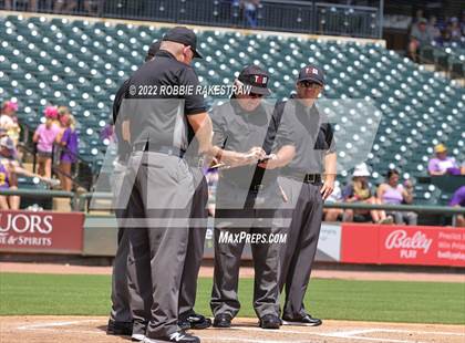 Thumbnail 3 in D'Hanis vs. Abbott (UIL 1A Baseball Semifinal) photogallery.