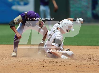 Thumbnail 3 in D'Hanis vs. Abbott (UIL 1A Baseball Semifinal) photogallery.