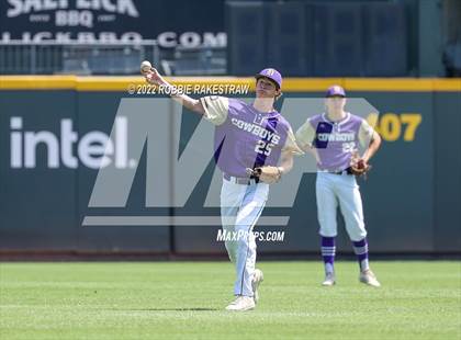 Thumbnail 2 in D'Hanis vs. Abbott (UIL 1A Baseball Semifinal) photogallery.