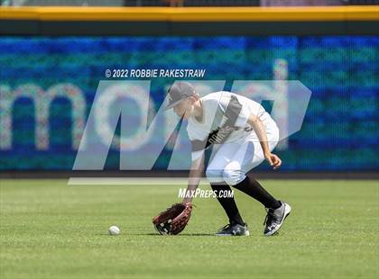 Thumbnail 3 in D'Hanis vs. Abbott (UIL 1A Baseball Semifinal) photogallery.