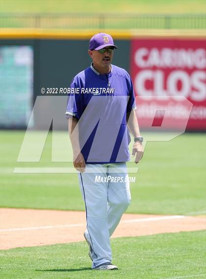Thumbnail 3 in D'Hanis vs. Abbott (UIL 1A Baseball Semifinal) photogallery.