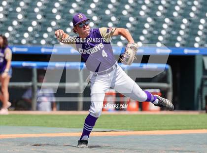 Thumbnail 2 in D'Hanis vs. Abbott (UIL 1A Baseball Semifinal) photogallery.