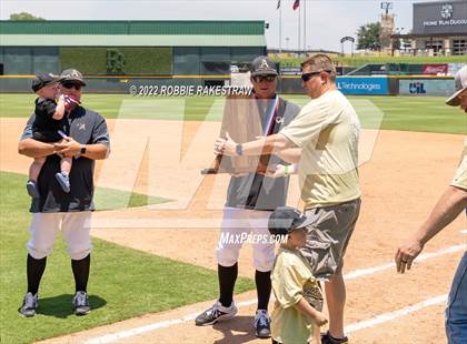 Thumbnail 3 in D'Hanis vs. Abbott (UIL 1A Baseball Semifinal) photogallery.