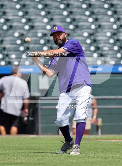 Thumbnail 3 in D'Hanis vs. Abbott (UIL 1A Baseball Semifinal) photogallery.