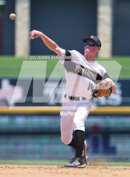 Thumbnail 2 in D'Hanis vs. Abbott (UIL 1A Baseball Semifinal) photogallery.
