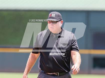 Thumbnail 2 in D'Hanis vs. Abbott (UIL 1A Baseball Semifinal) photogallery.