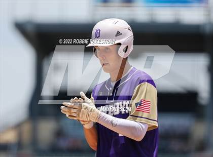 Thumbnail 3 in D'Hanis vs. Abbott (UIL 1A Baseball Semifinal) photogallery.