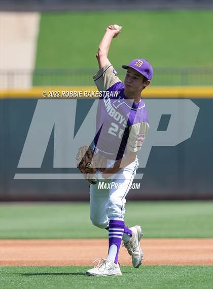 Thumbnail 2 in D'Hanis vs. Abbott (UIL 1A Baseball Semifinal) photogallery.