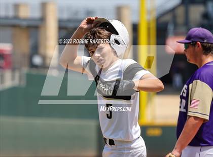Thumbnail 2 in D'Hanis vs. Abbott (UIL 1A Baseball Semifinal) photogallery.