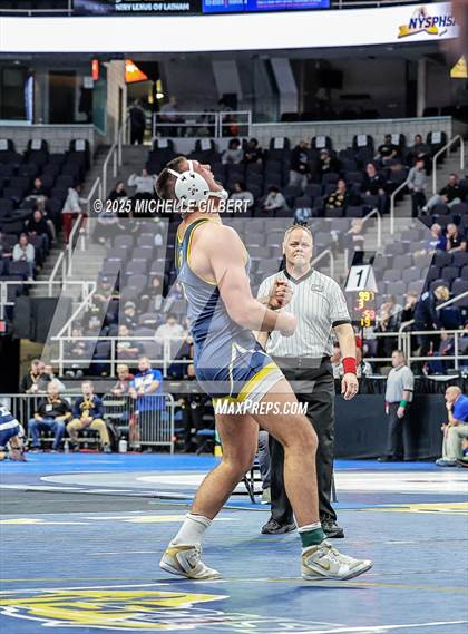 Thumbnail 2 in NYSPHSAA Division 2 State Championships (Wrestlebacks to 3rd place) photogallery.