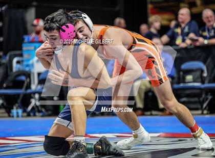 Thumbnail 2 in NYSPHSAA Division 2 State Championships (Wrestlebacks to 3rd place) photogallery.