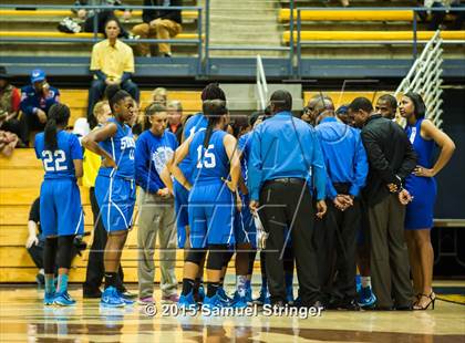 Thumbnail 1 in McClatchy vs. Serra (CIF State D1 Final) photogallery.