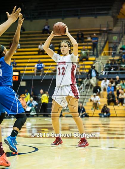 Thumbnail 1 in McClatchy vs. Serra (CIF State D1 Final) photogallery.