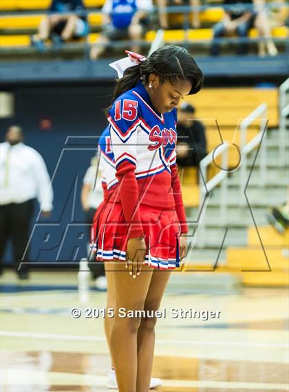 Thumbnail 1 in McClatchy vs. Serra (CIF State D1 Final) photogallery.