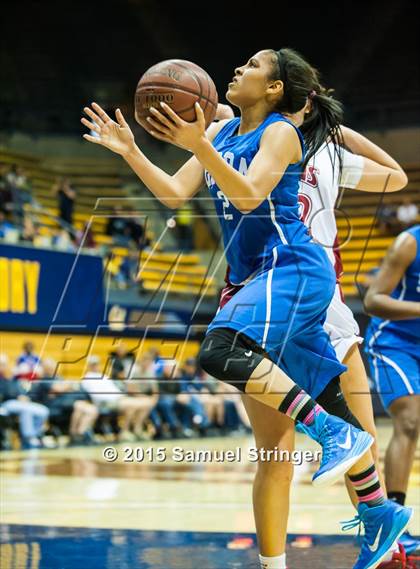 Thumbnail 1 in McClatchy vs. Serra (CIF State D1 Final) photogallery.