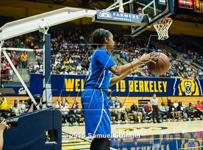 Thumbnail 2 in McClatchy vs. Serra (CIF State D1 Final) photogallery.