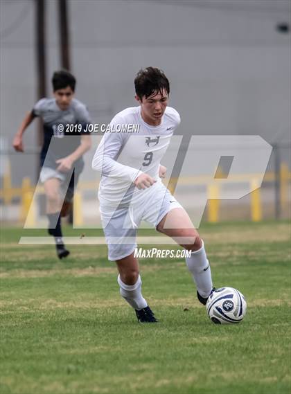 Thumbnail 3 in Hendrickson vs  Smithson Valley (Scrimmage) photogallery.